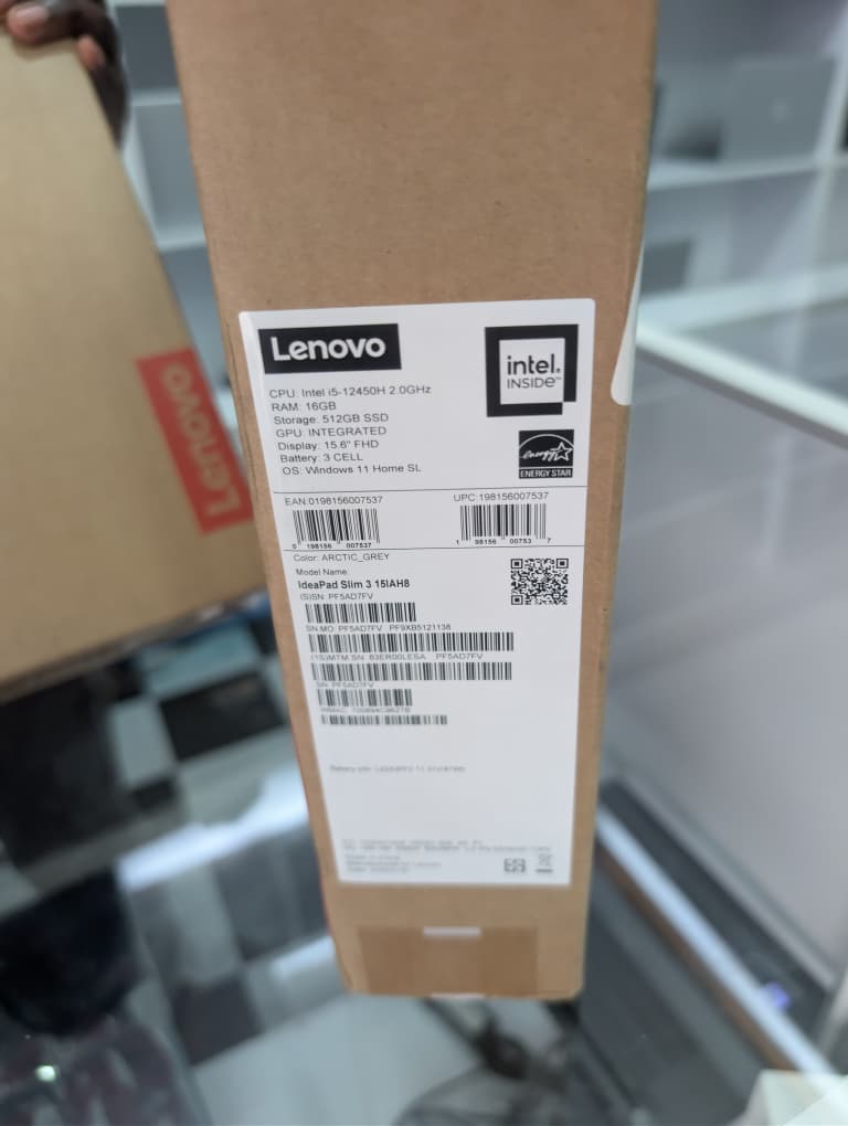 The Lenovo IdeaPad Slim 3 15IAH8 Laptop